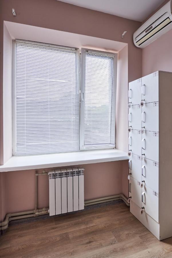 Хостел Perron Charkiv Exteriör bild
